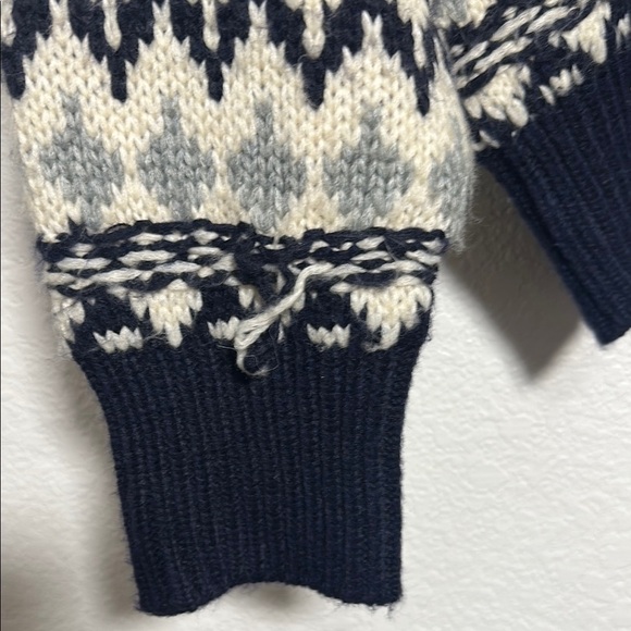 Favorite Daughter Tis The Season Sweater L - Picture 5 of 9